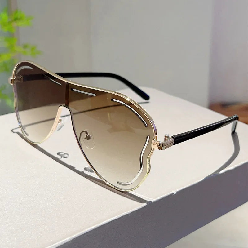 Oversized One-Piece Sunglasses Women Big Frame 2025 Luxury Brand Vintage Special-Shaped Sun Glasses For Ladies Goggles UV400