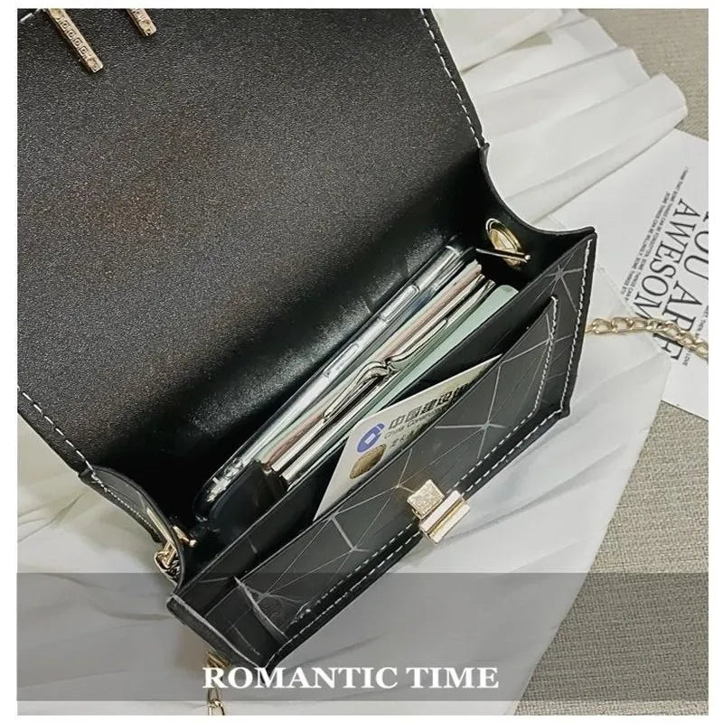 Women's PU Crossbody Messenger Bag Fashion Leather Chain Shoulder Bag Females Foreign Style Shopping Square Phone Bag Handbag