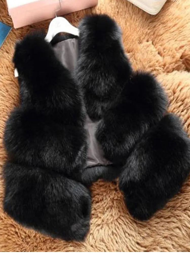 Autumn Winter Thick Warm Faux Fox Fur Vest Women High Quality Fashion V-Neck Short Fur Coat Female Fur Waistcoat