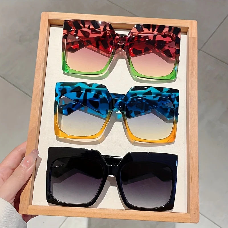 1pc Women Full Frame Square Shaped Sunglasses Fashionable Oversize Leopard Print Gradient Shades Stylish Multicolor