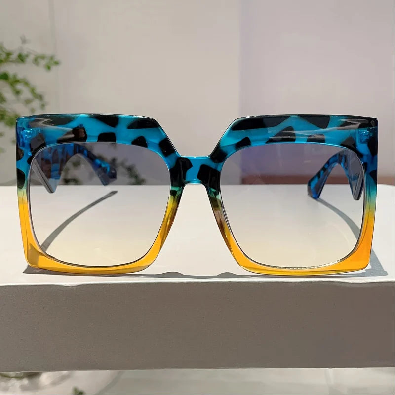 1pc Women Full Frame Square Shaped Sunglasses Fashionable Oversize Leopard Print Gradient Shades Stylish Multicolor